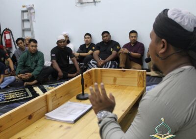 Majlis DM 15
